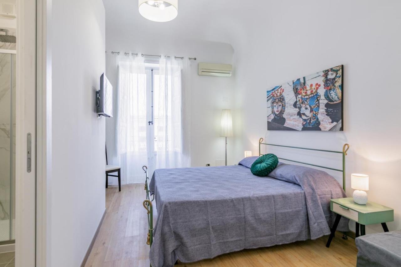Ferienwohnung Corso Dei Mille Station Flat With Balcony Palermo Exterior foto